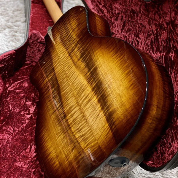 Dan-guitar-acoustic-taylor-224ce-koa-deluxe-5